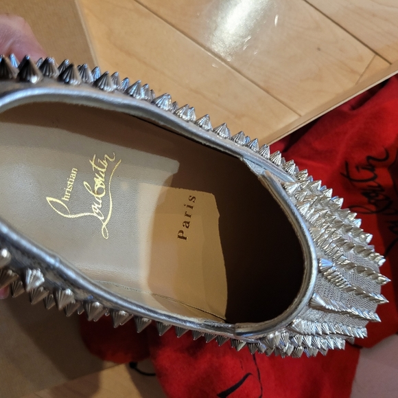 Christian Louboutin Spiky Silver Woman's Roller Boat flat shoe - Picture 6 of 16